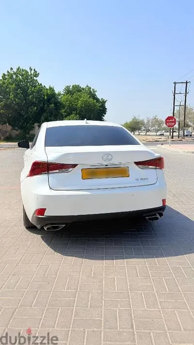 Lexus IS 2018